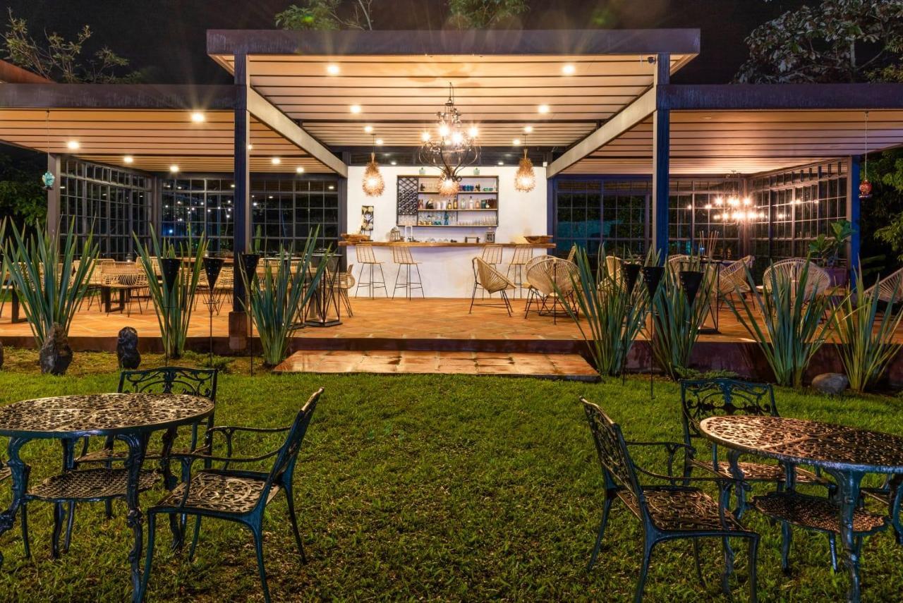 Hotel Campestre Cafe Cafe Montenegro Exteriör bild